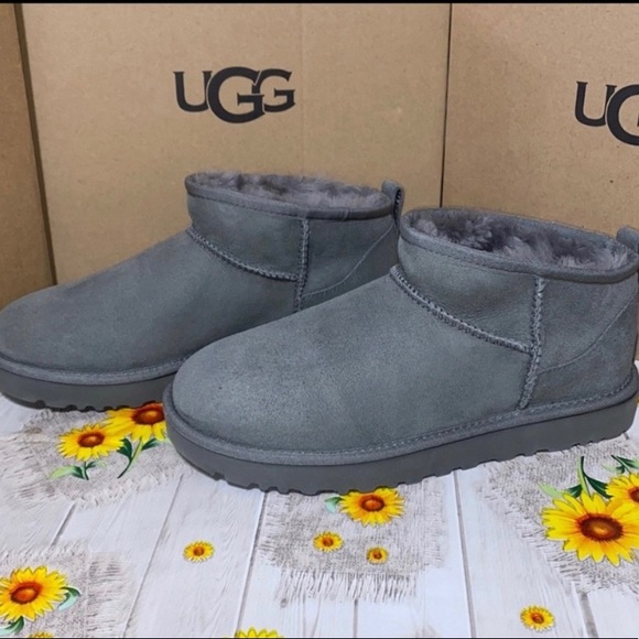 UGG Shoes - UGG CLASSIC ULTRA MINI
